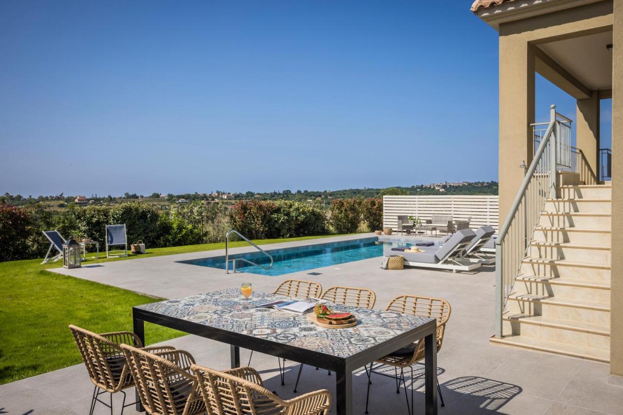 Vila Sailing Kefalonia Karavádhos